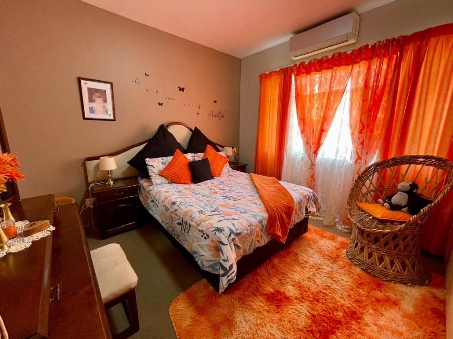 2 Bedroom Property for Sale in Pellissier Free State